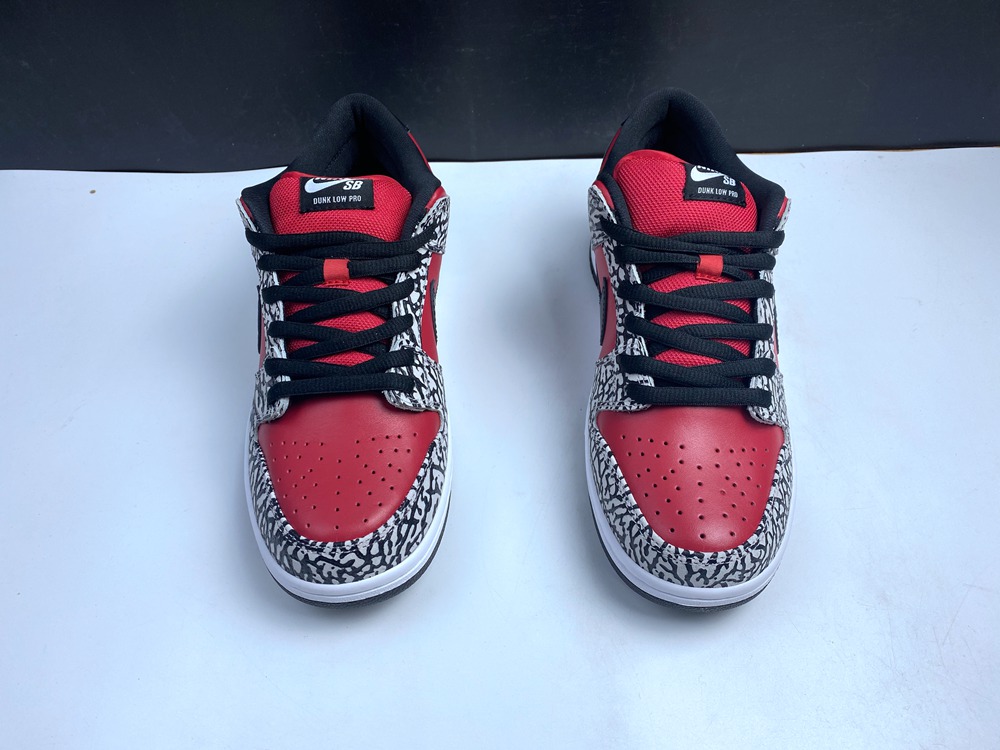 NIKE Dunk SB x Svp*me 313170-600